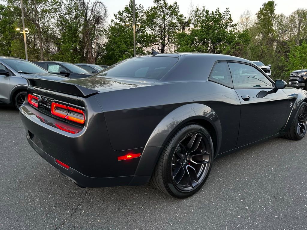 Used 2018 Dodge Challenger SRT Hellcat image 5