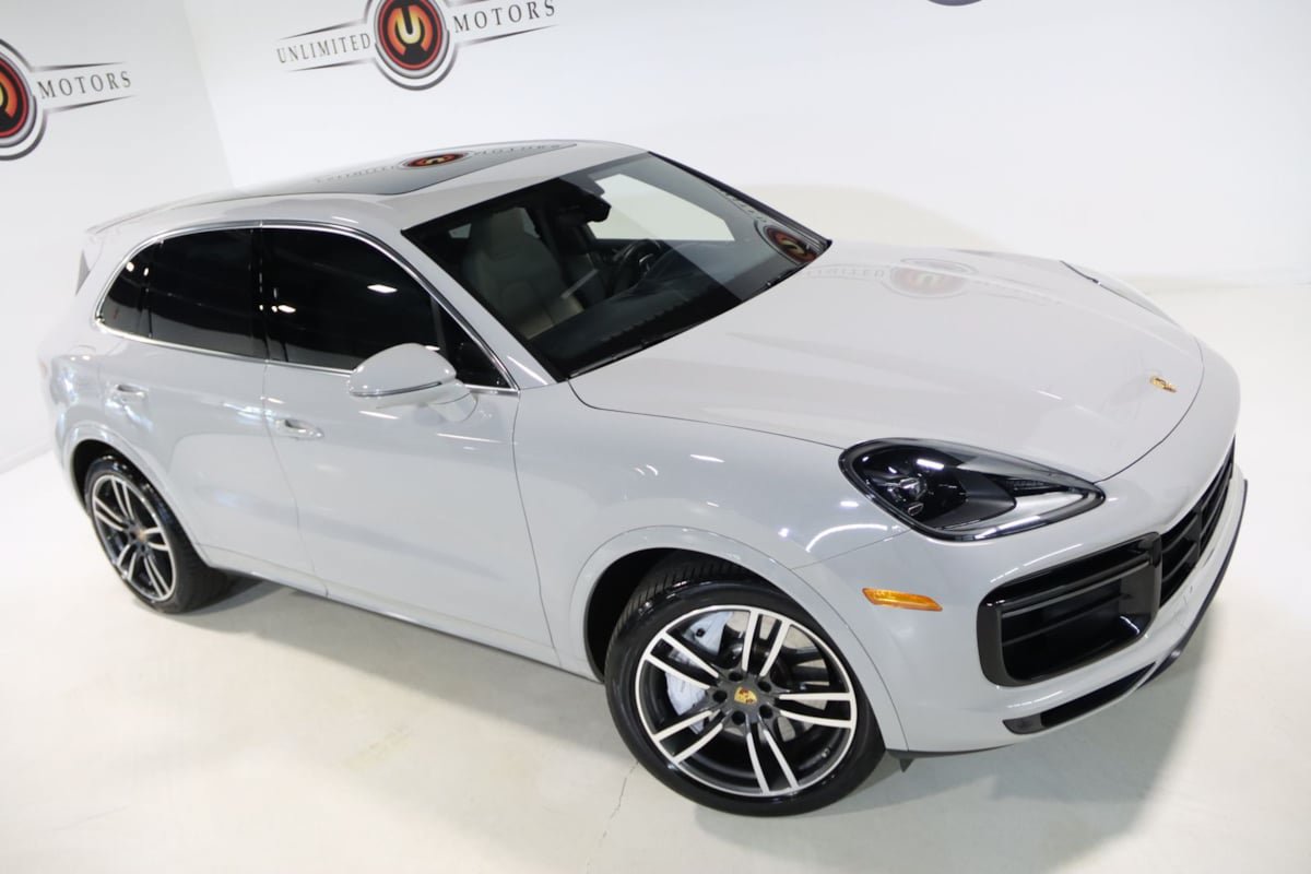 Used 2020 Porsche Cayenne Turbo AWD/4WD image 8