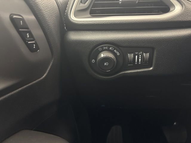 New 2026 Chrysler Pacifica Select image 31