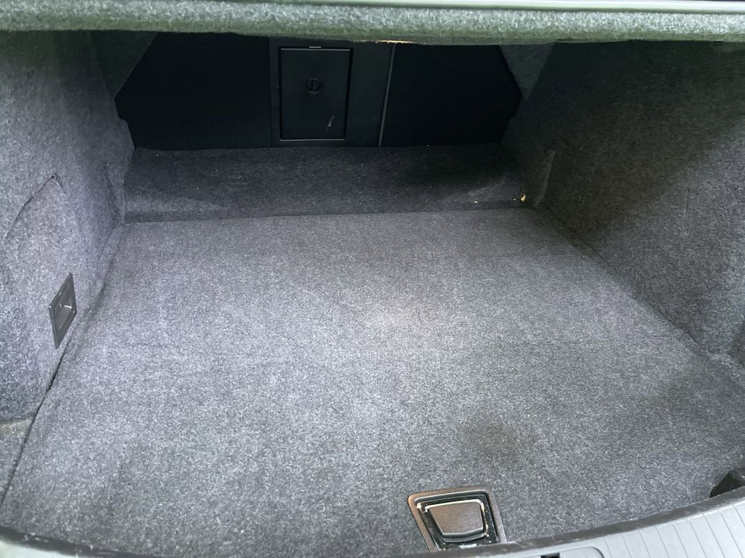 Used 2013 Cadillac XTS Luxury w/ Driver Awareness Package image 30