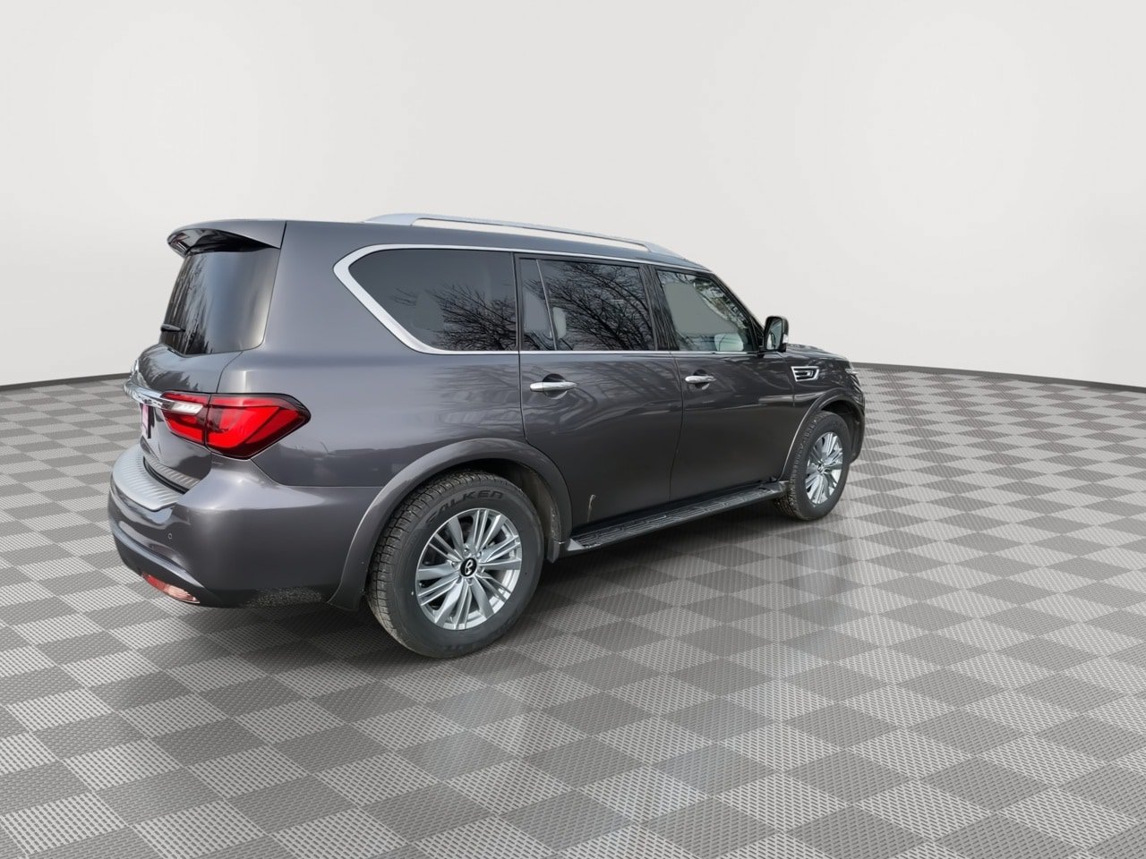 Used 2024 INFINITI QX80 Luxe AWD/4WD image 8