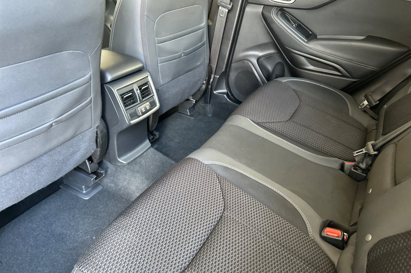 Used 2019 Subaru Forester Premium AWD/4WD image 12
