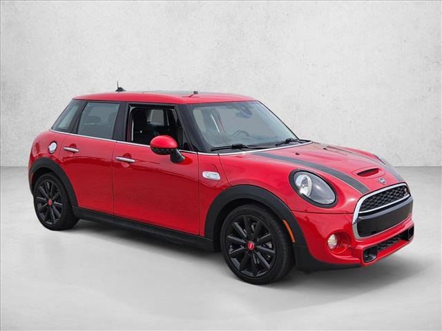 Used 2019 MINI Cooper S w/ Signature Upholstery Package video 3