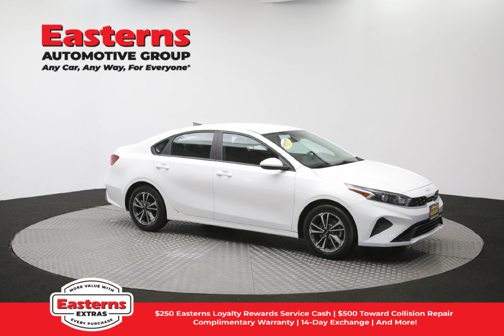 Used 2023 Kia Forte LXS FWD image 44