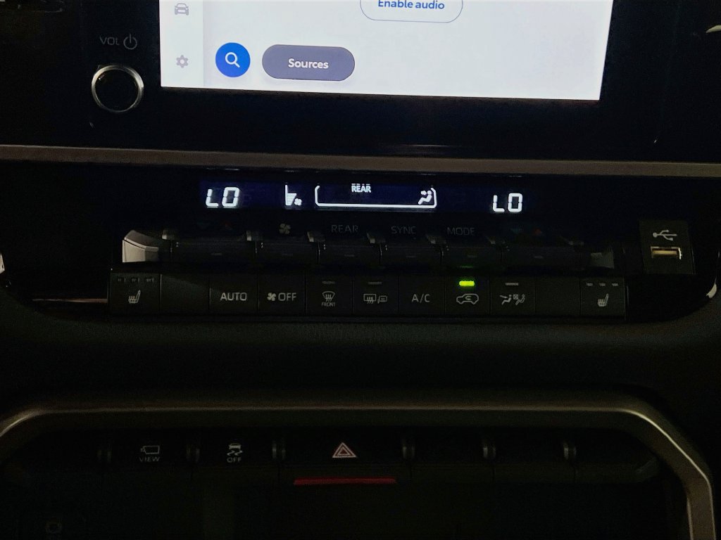 Used 2025 Toyota Sequoia SR5 AWD/4WD image 23