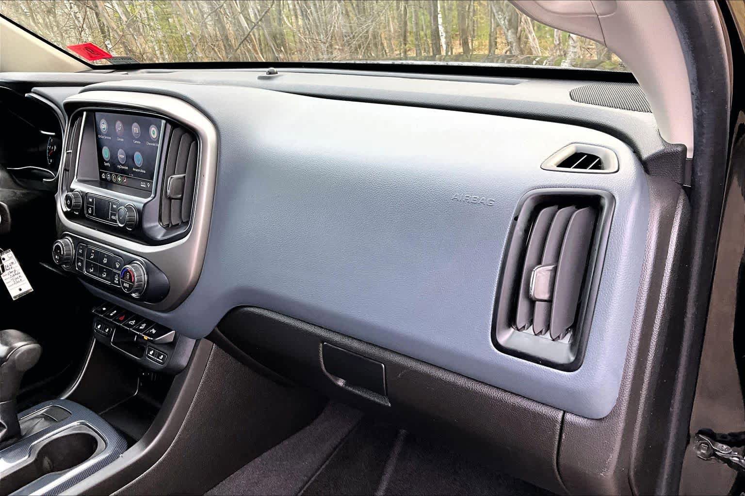 Used 2021 Chevrolet Colorado Z71 AWD/4WD image 17