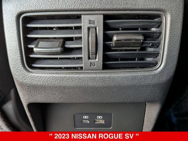 Used 2023 Nissan Rogue SV AWD/4WD image 30