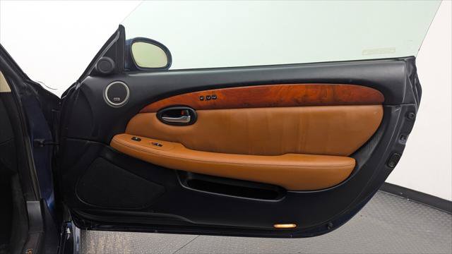 Used 2002 Lexus SC 430 Convertible RWD image 21