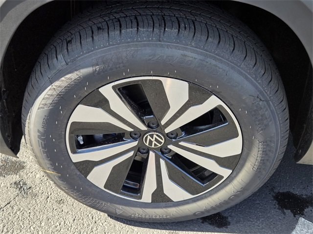 New 2026 Volkswagen Atlas SE image 5