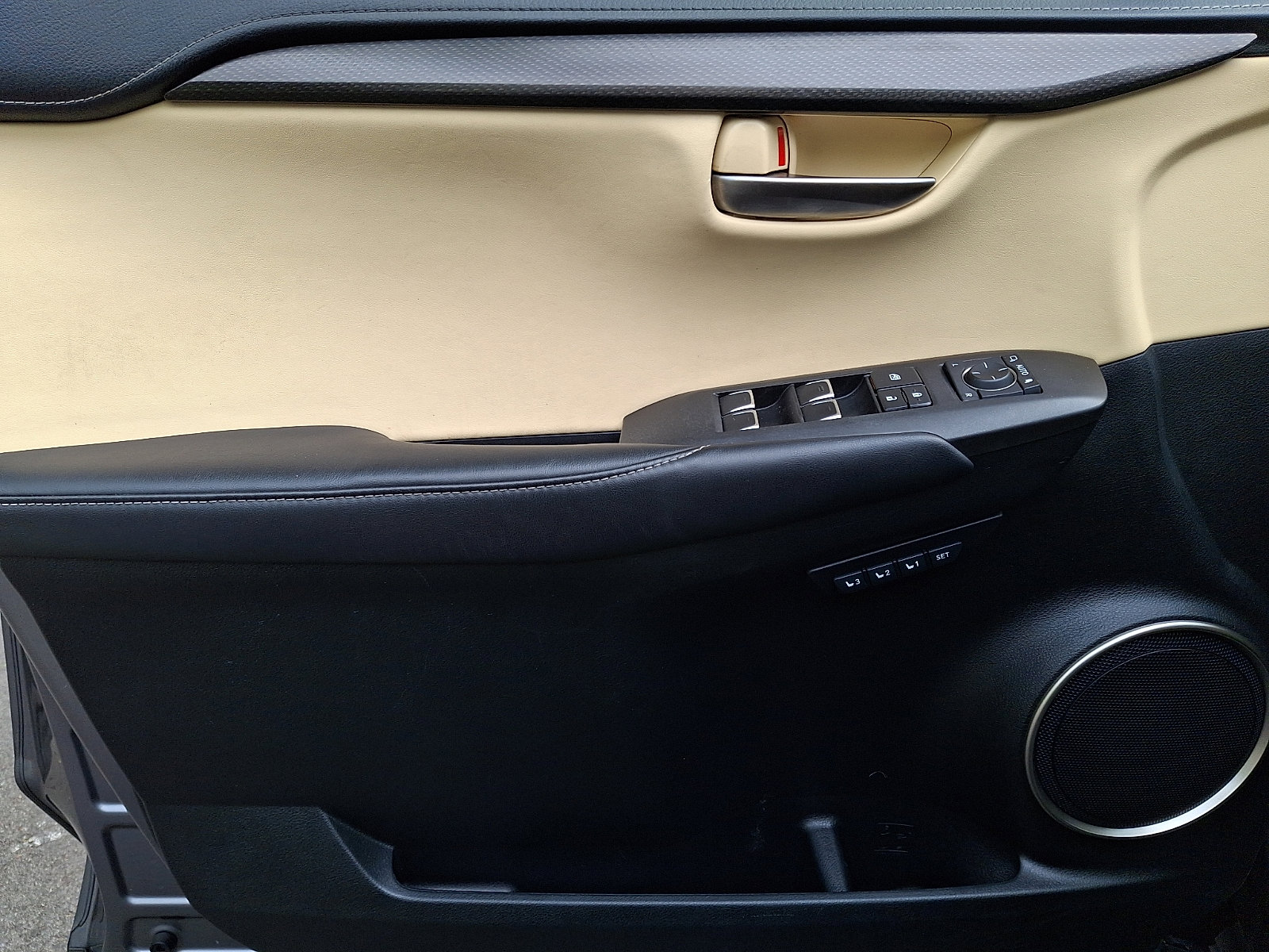 Used 2019 Lexus NX 300h AWD w/ Premium Package image 12