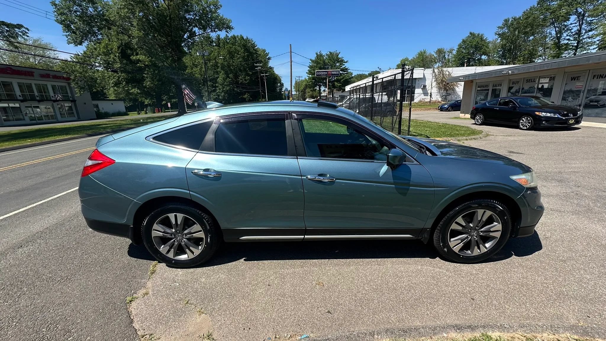 Used 2015 Honda Crosstour EX-L image 4