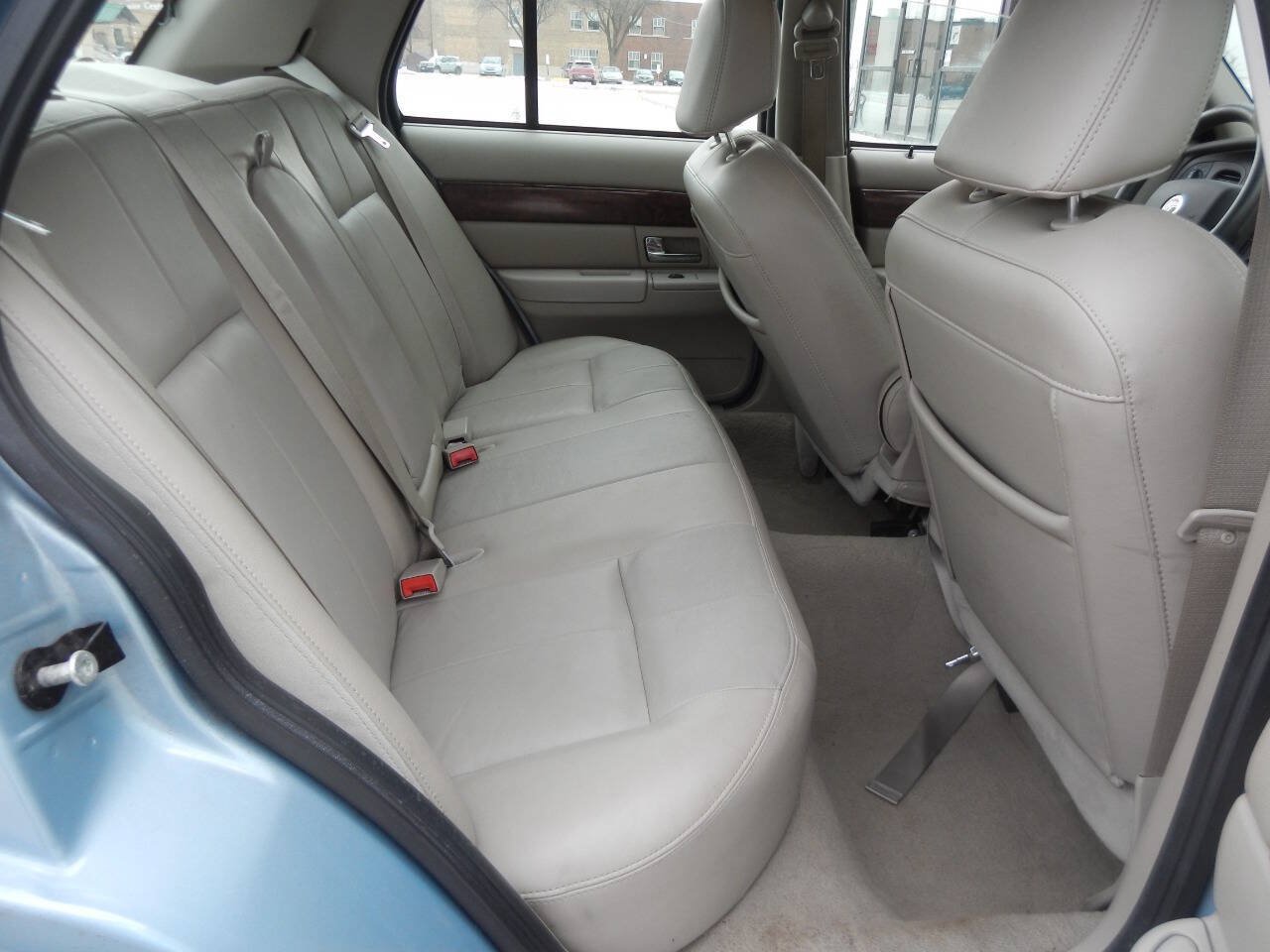 Used 2006 Mercury Grand Marquis GS RWD image 29