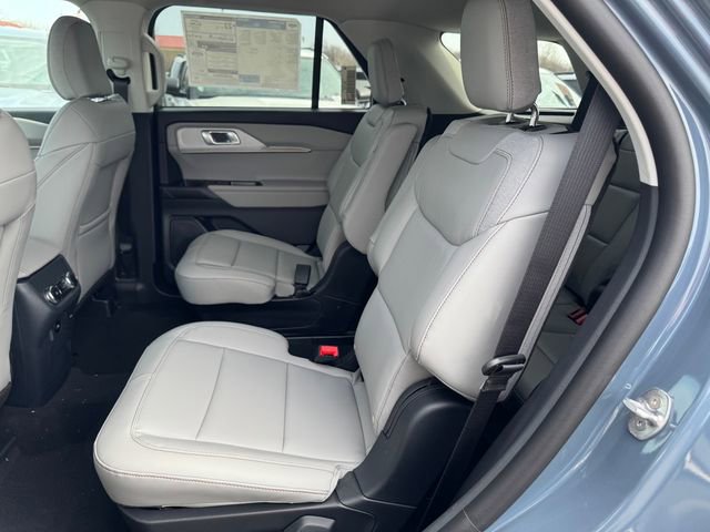 New 2026 Ford Explorer Active w/ Active Comfort Package AWD/4WD image 14