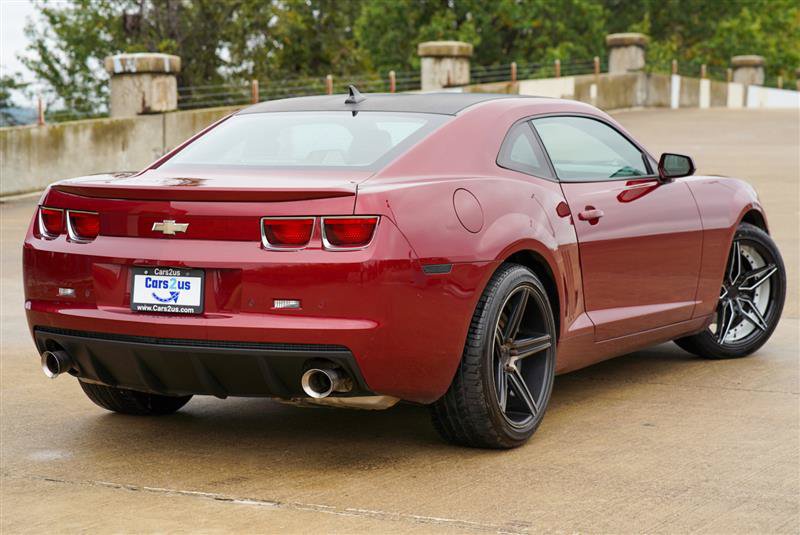 Used 2010 Chevrolet Camaro SS w/ RS Package RWD image 7