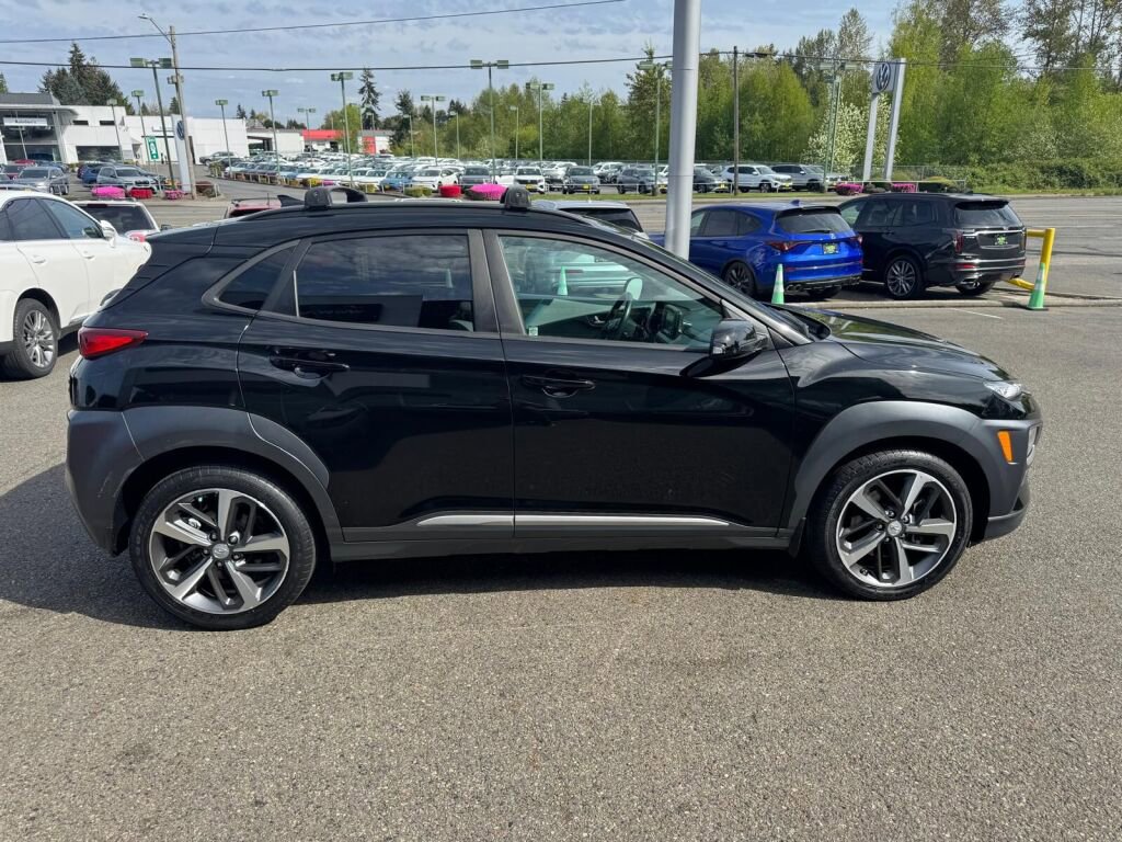 Used 2021 Hyundai Kona Limited AWD/4WD image 5