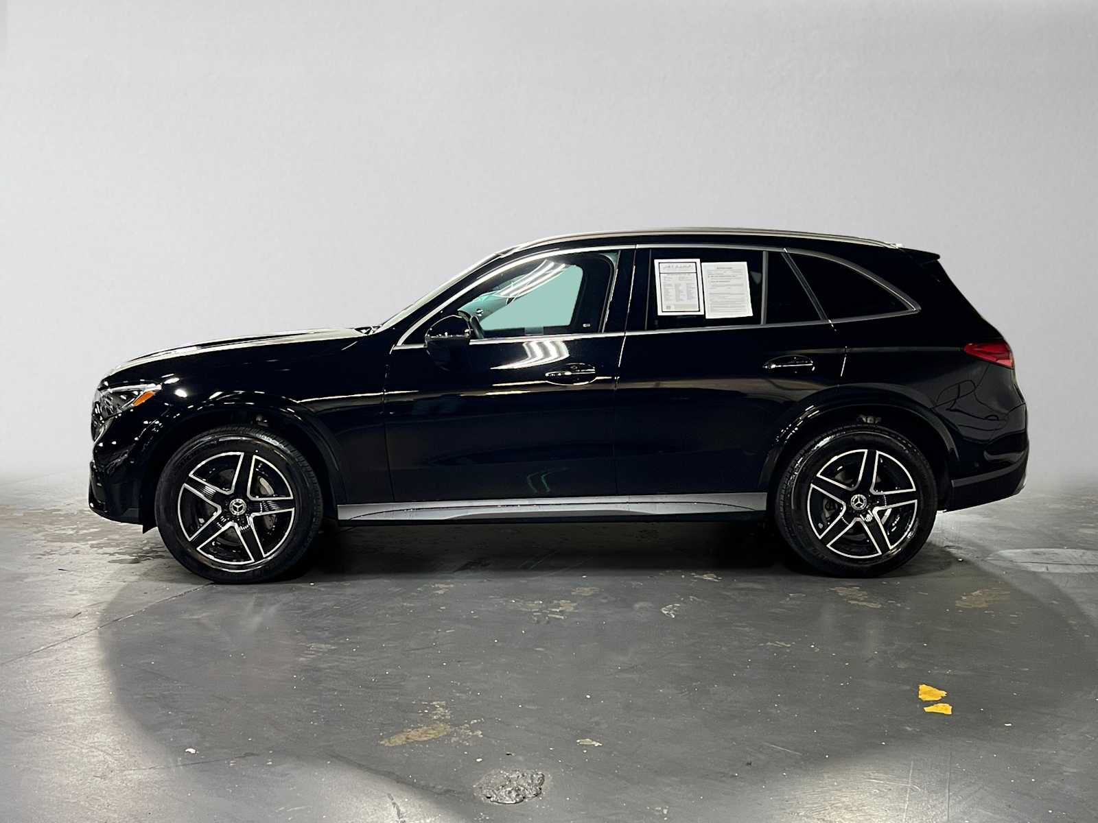 Certified 2026 Mercedes-Benz GLC 300 4MATIC image 6