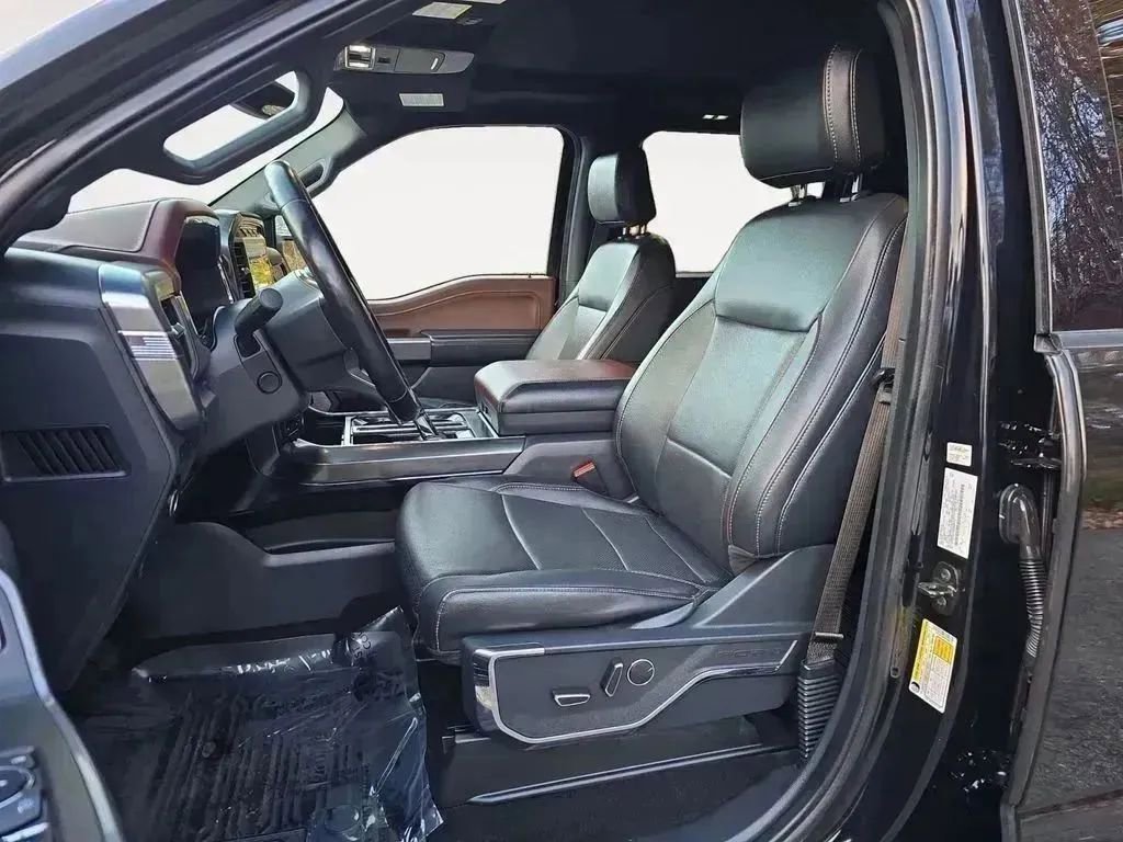 Used 2022 Ford F150 Lariat w/ Equipment Group 502A High image 9