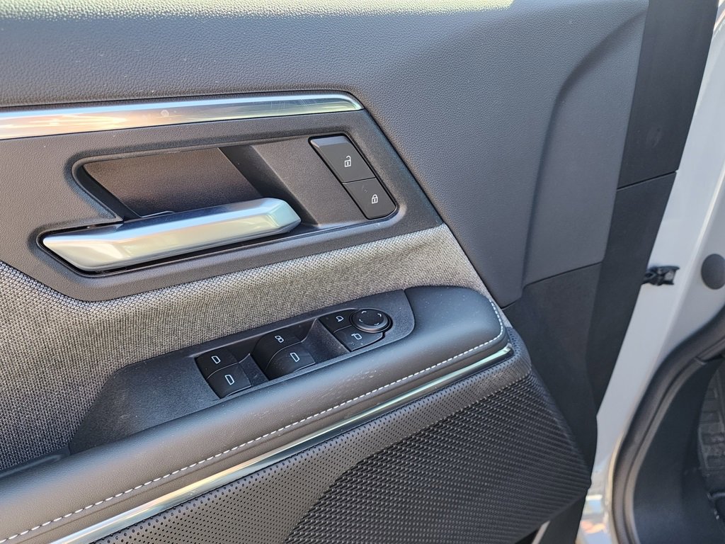 New 2026 GMC Sierra EV Elevation image 16