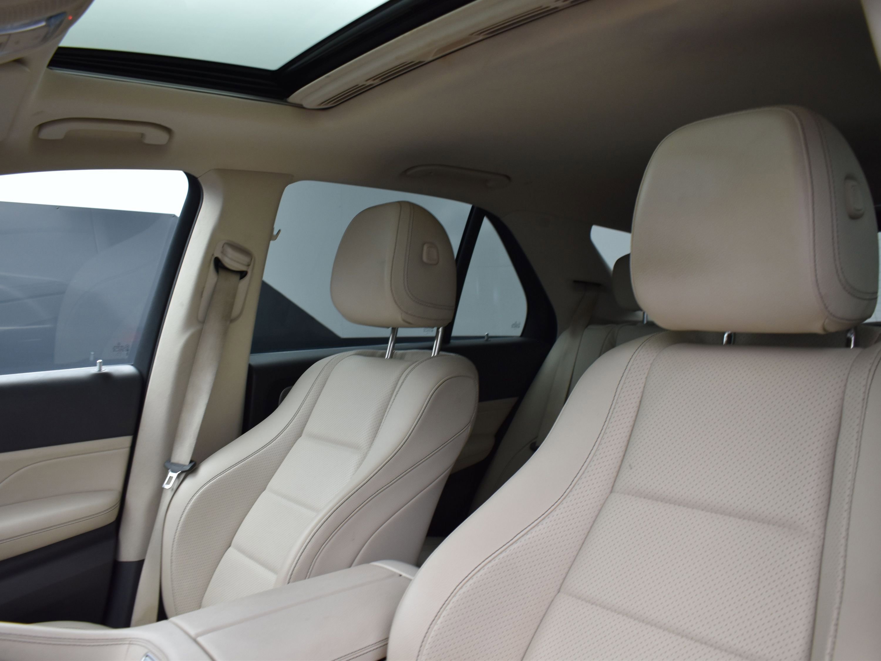 Used 2020 Mercedes-Benz GLE 350 4MATIC image 12