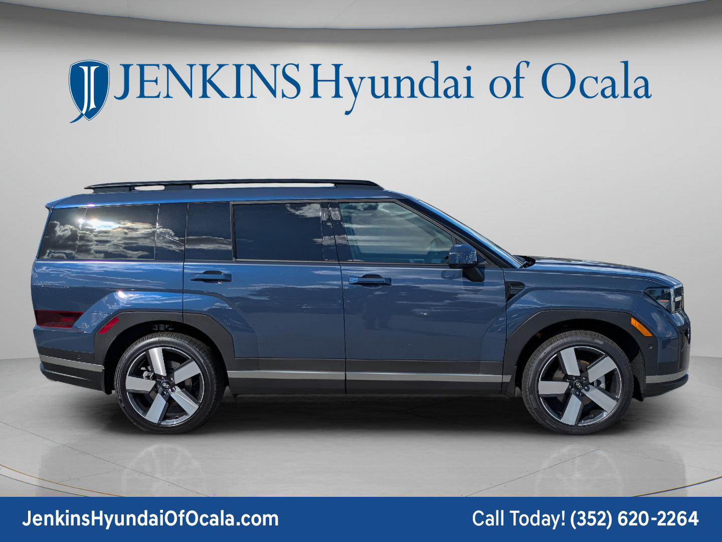 New 2027 Hyundai Santa Fe Limited FWD image 2