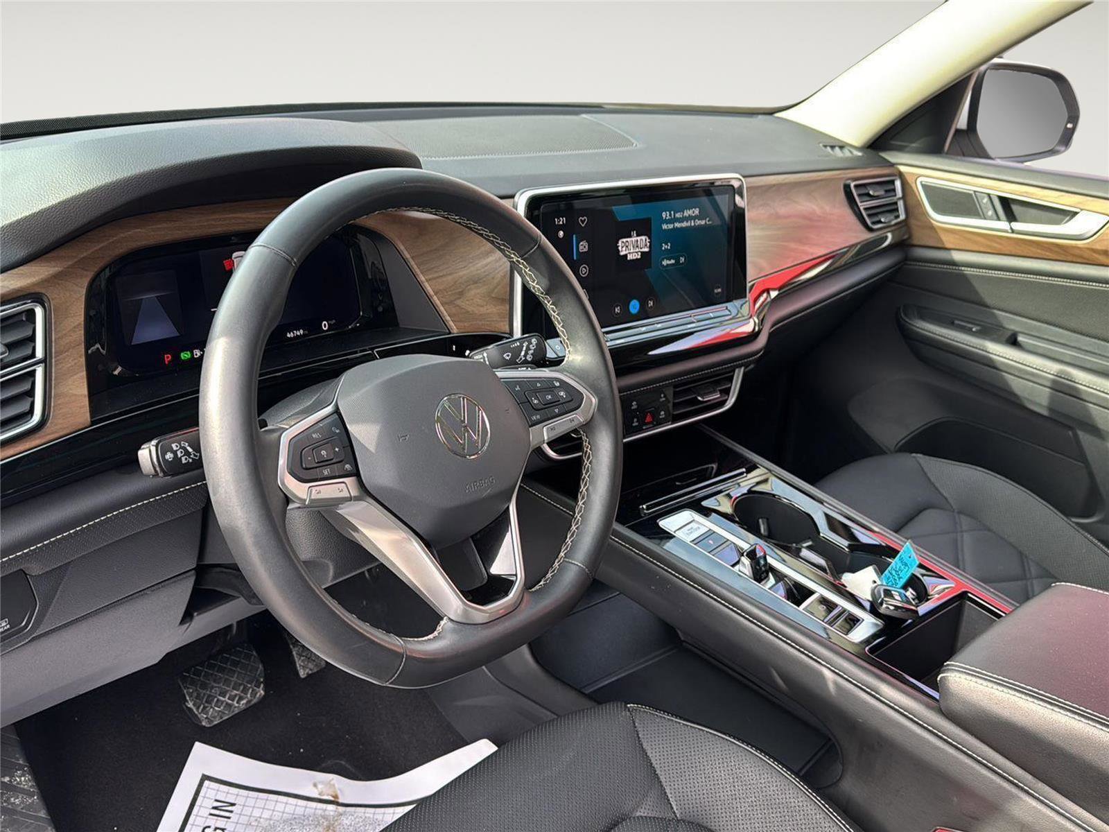 Used 2024 Volkswagen Atlas SE image 14