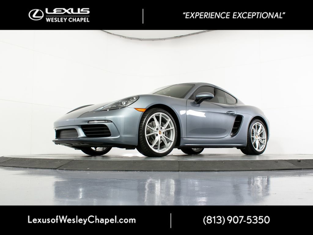 Used 2025 Porsche 718 Cayman RWD image 12