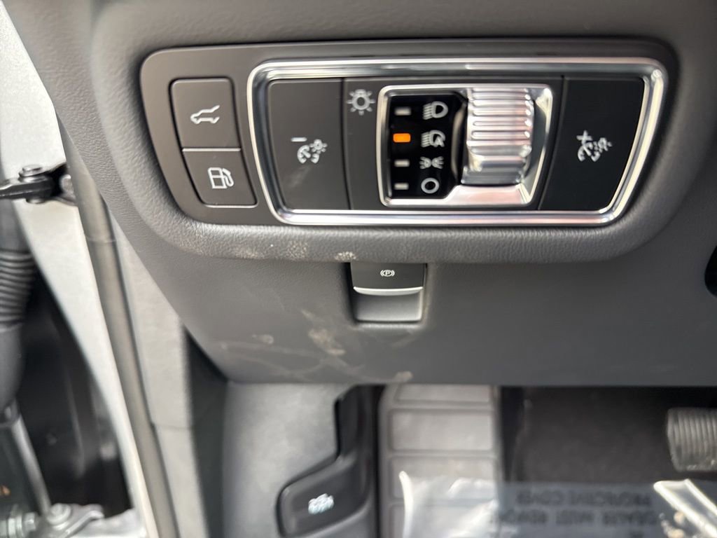 New 2025 Lincoln Nautilus Reserve image 10