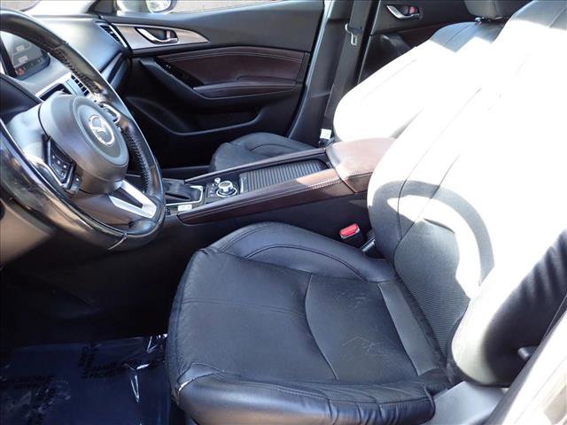 Used 2017 MAZDA MAZDA3 Grand Touring w/ Premium Equipment Package image 10