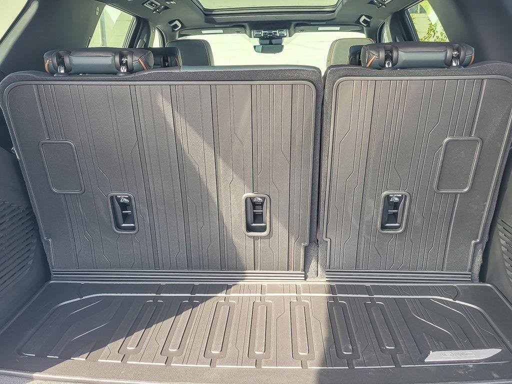 New 2026 GMC Yukon AT4 w/ AT4 Premium Package image 20