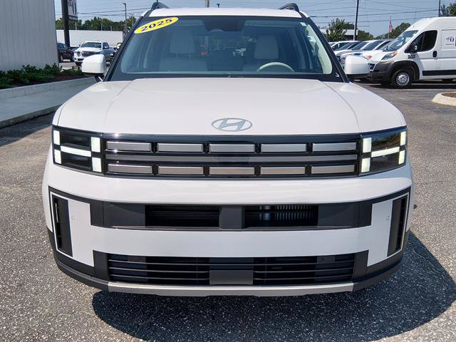 Used 2025 Hyundai Santa Fe SEL FWD image 8