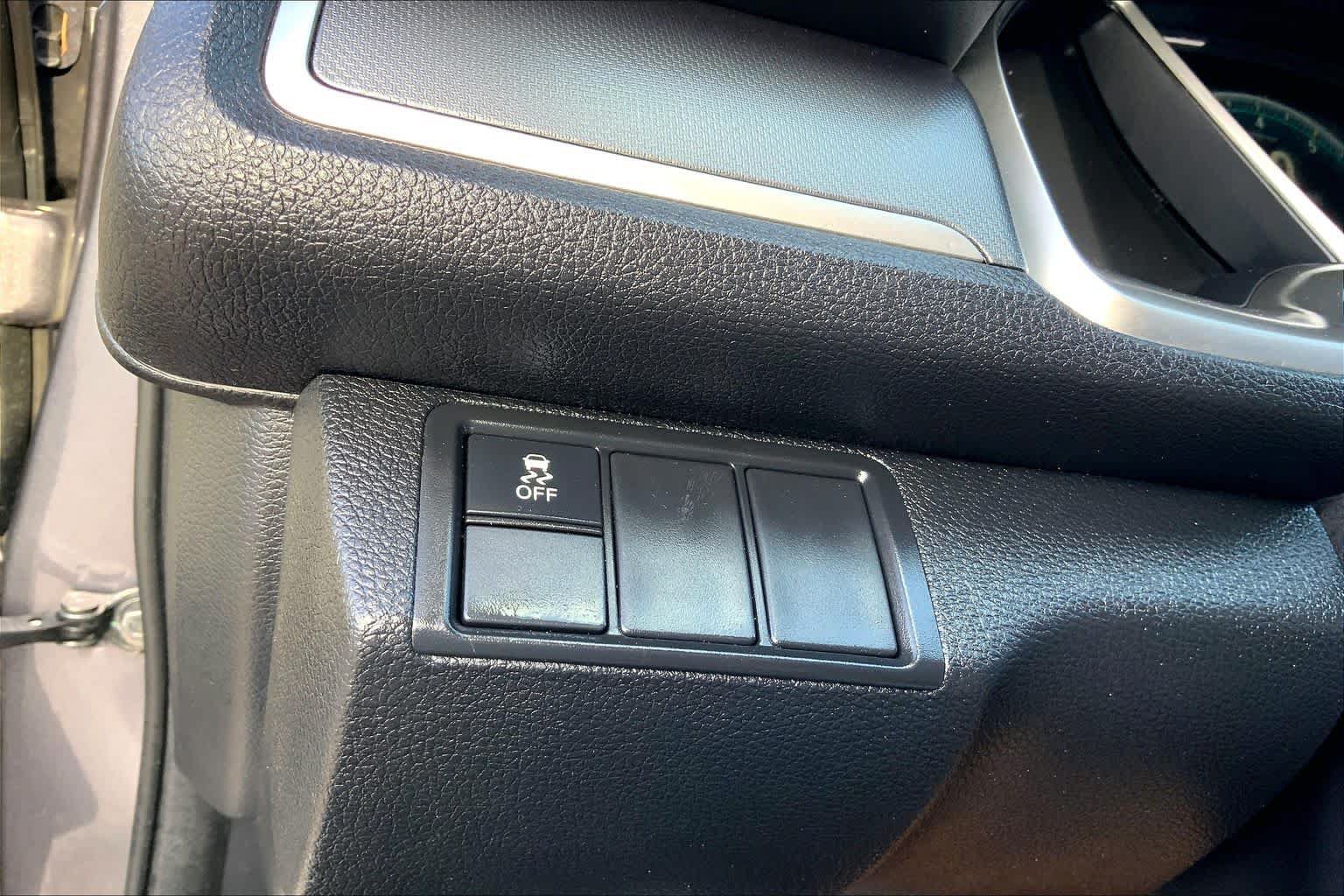 Used 2017 Honda Civic EX image 32