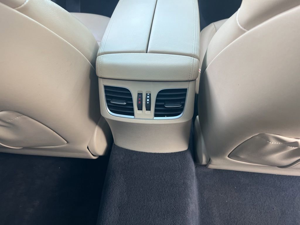 Used 2016 Hyundai Genesis 3.8 w/ Option Group 02 image 14