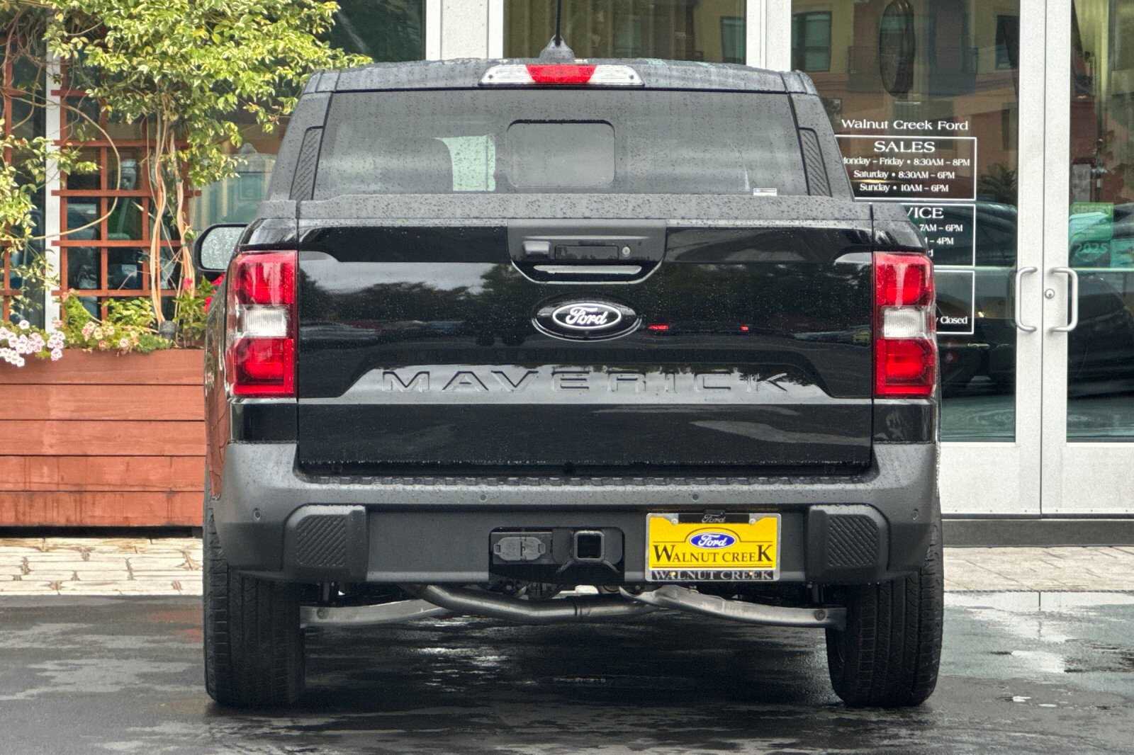 New 2025 Ford Maverick Lariat w/ Black Appearance Package AWD/4WD image 12