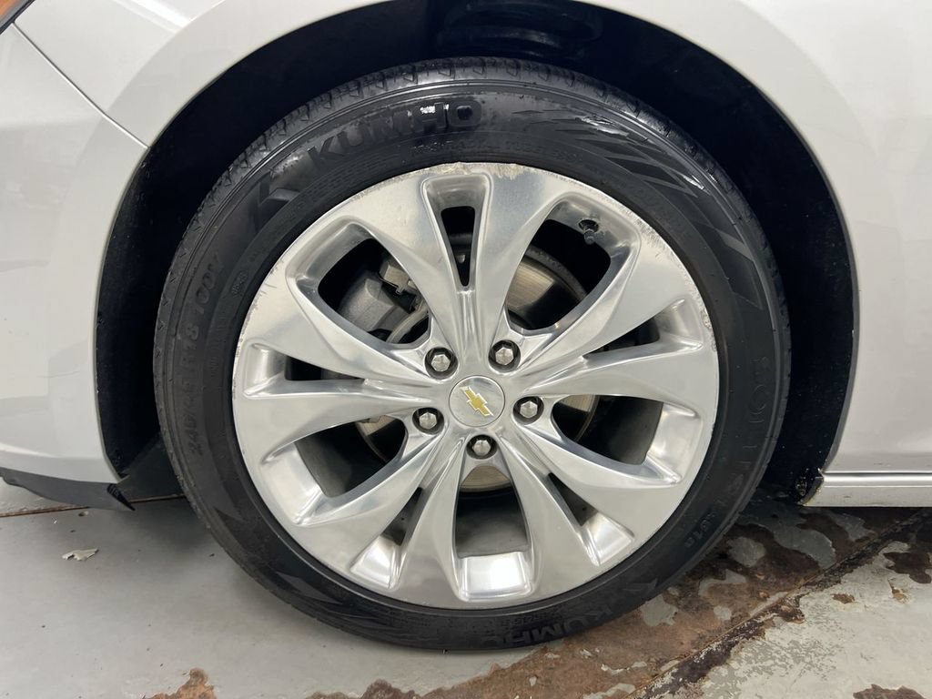 Used 2018 Chevrolet Malibu Premier FWD image 27