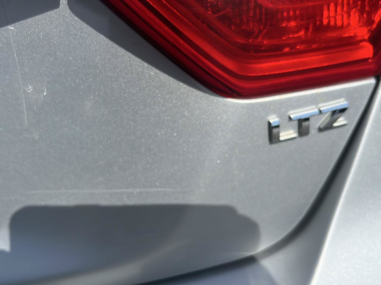 Used 2016 Chevrolet Impala LTZ FWD image 6
