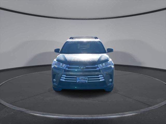 Certified 2019 Toyota Highlander XLE image 4
