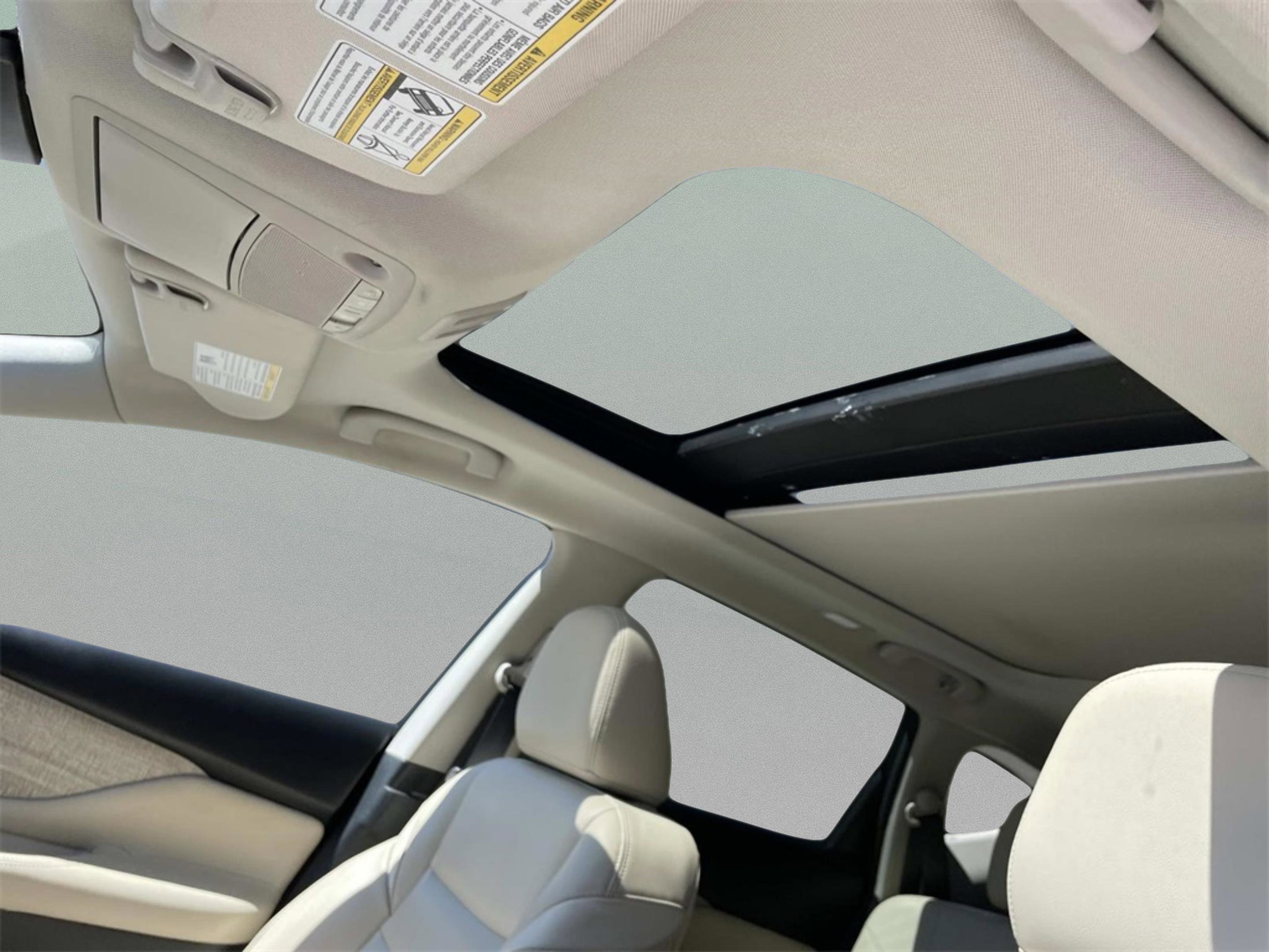 Used 2024 Nissan Murano SL image 16