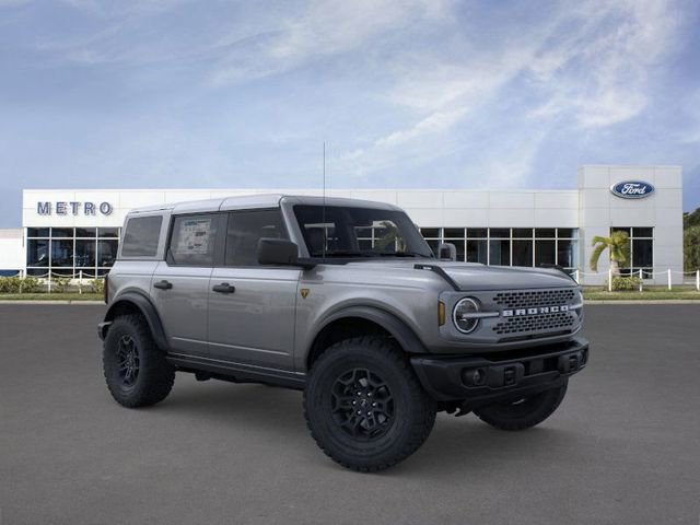 New 2026 Ford Bronco Badlands image 7