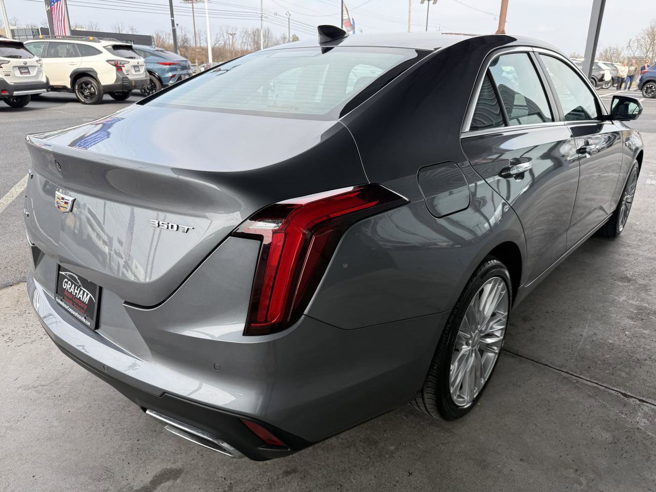 Used 2022 Cadillac CT4 Premium Luxury image 4