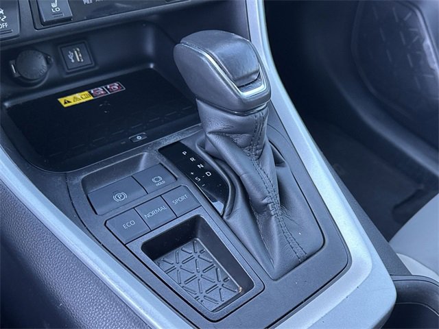 Used 2023 Toyota RAV4 XLE Premium image 13