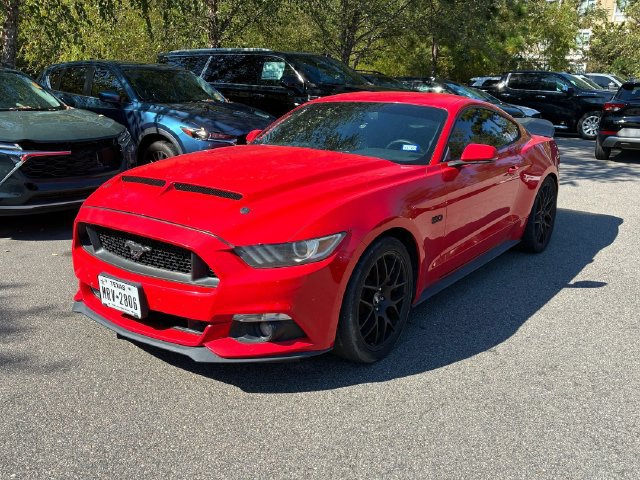 Used 2017 Ford Mustang GT Premium RWD image 7