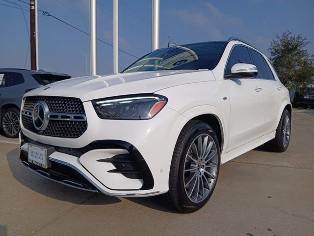 Used 2025 Mercedes-Benz GLE 450e 4MATIC image 3
