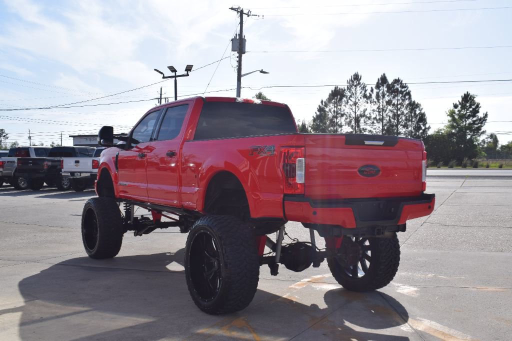 Used 2017 Ford F250 XLT w/ XLT Premium Package AWD/4WD image 5