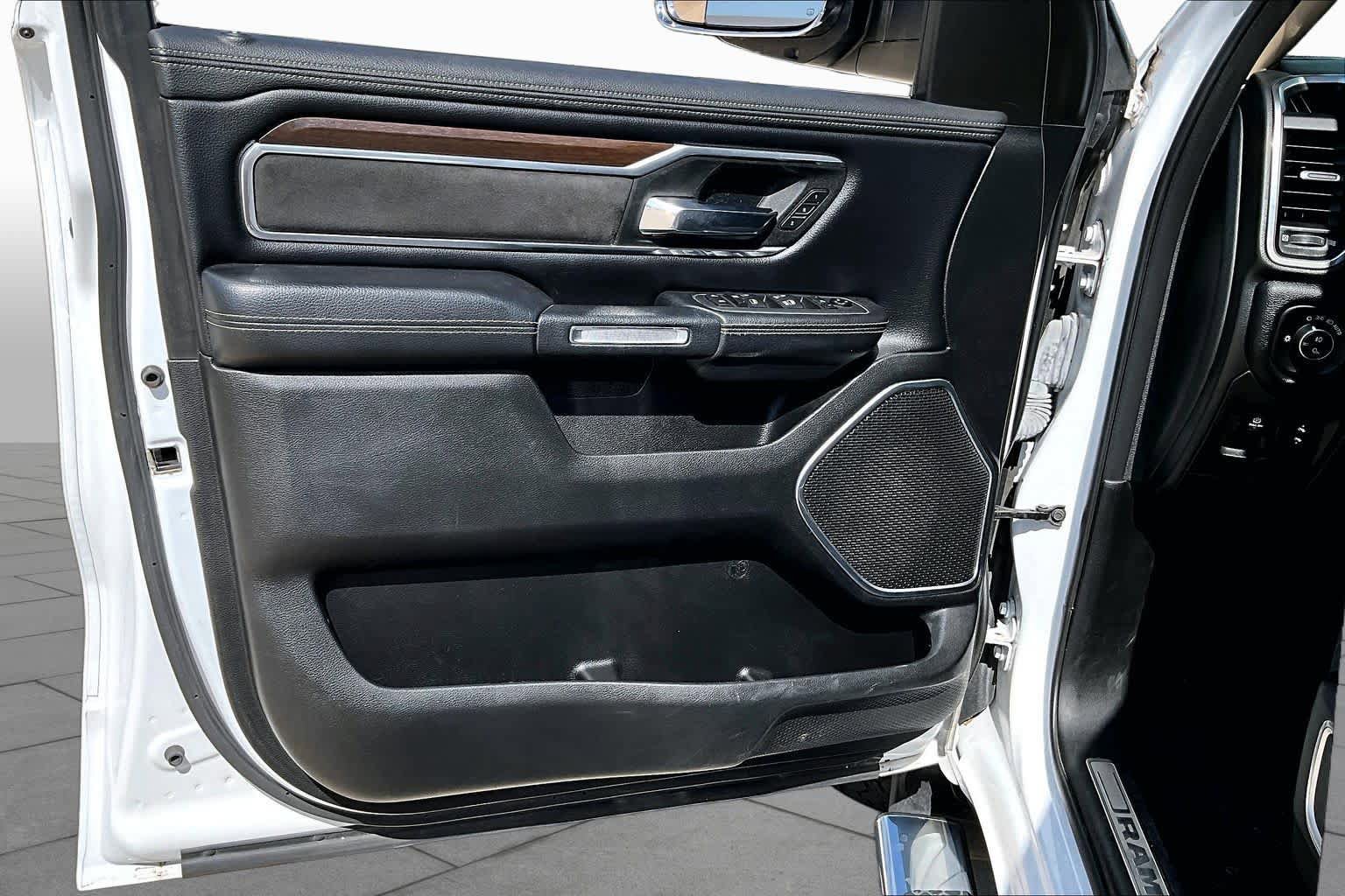 Used 2021 RAM 1500 Laramie AWD/4WD image 21