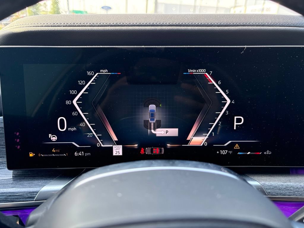 Used 2023 BMW 760i xDrive w/ Executive Package AWD/4WD image 8