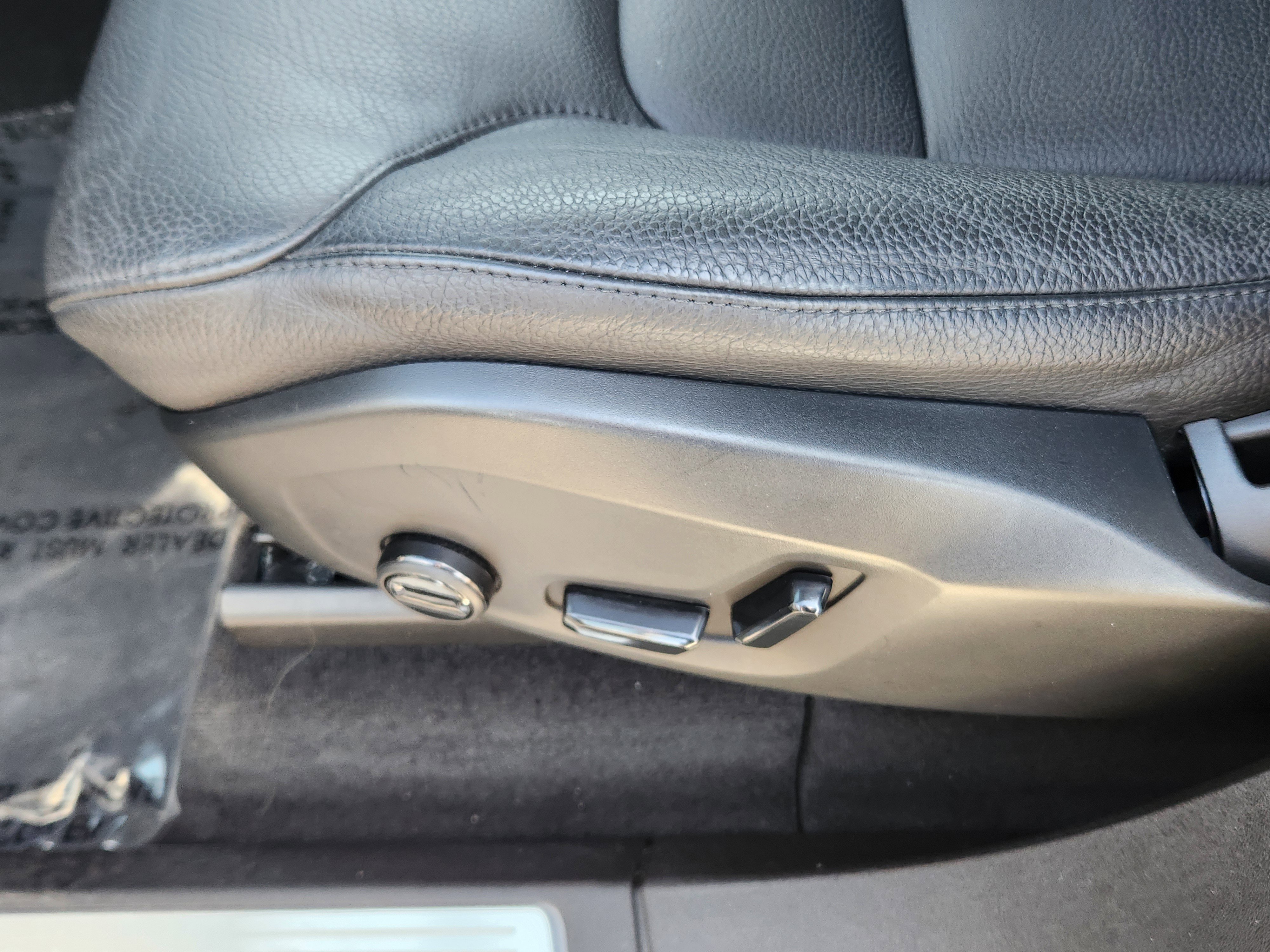 Used 2024 Volvo XC90 B5 Plus image 14