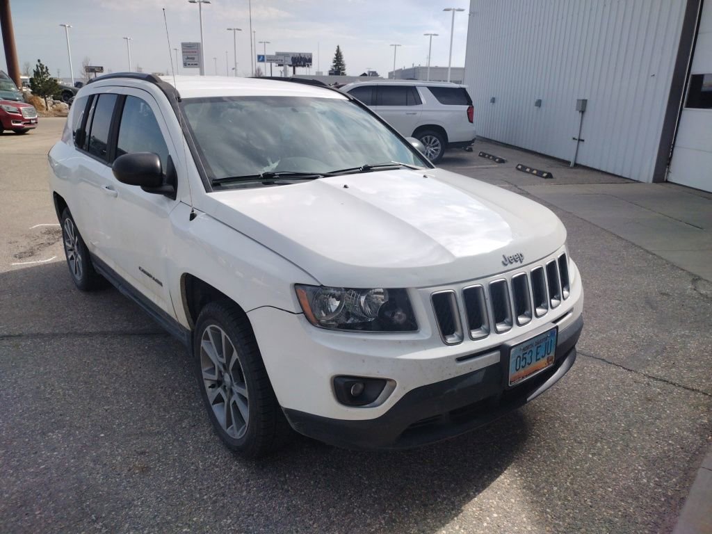 Used 2016 Jeep Compass Sport w/ Power Value Group FWD image 3