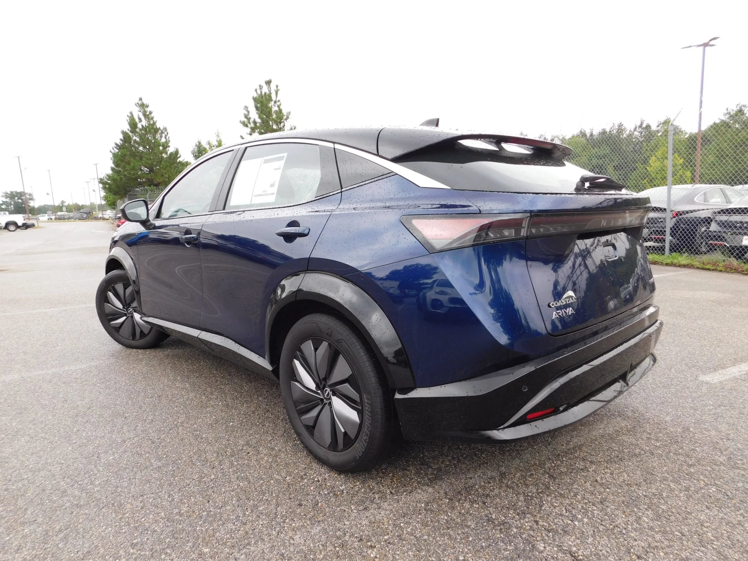 Used 2023 Nissan Ariya FWD image 7