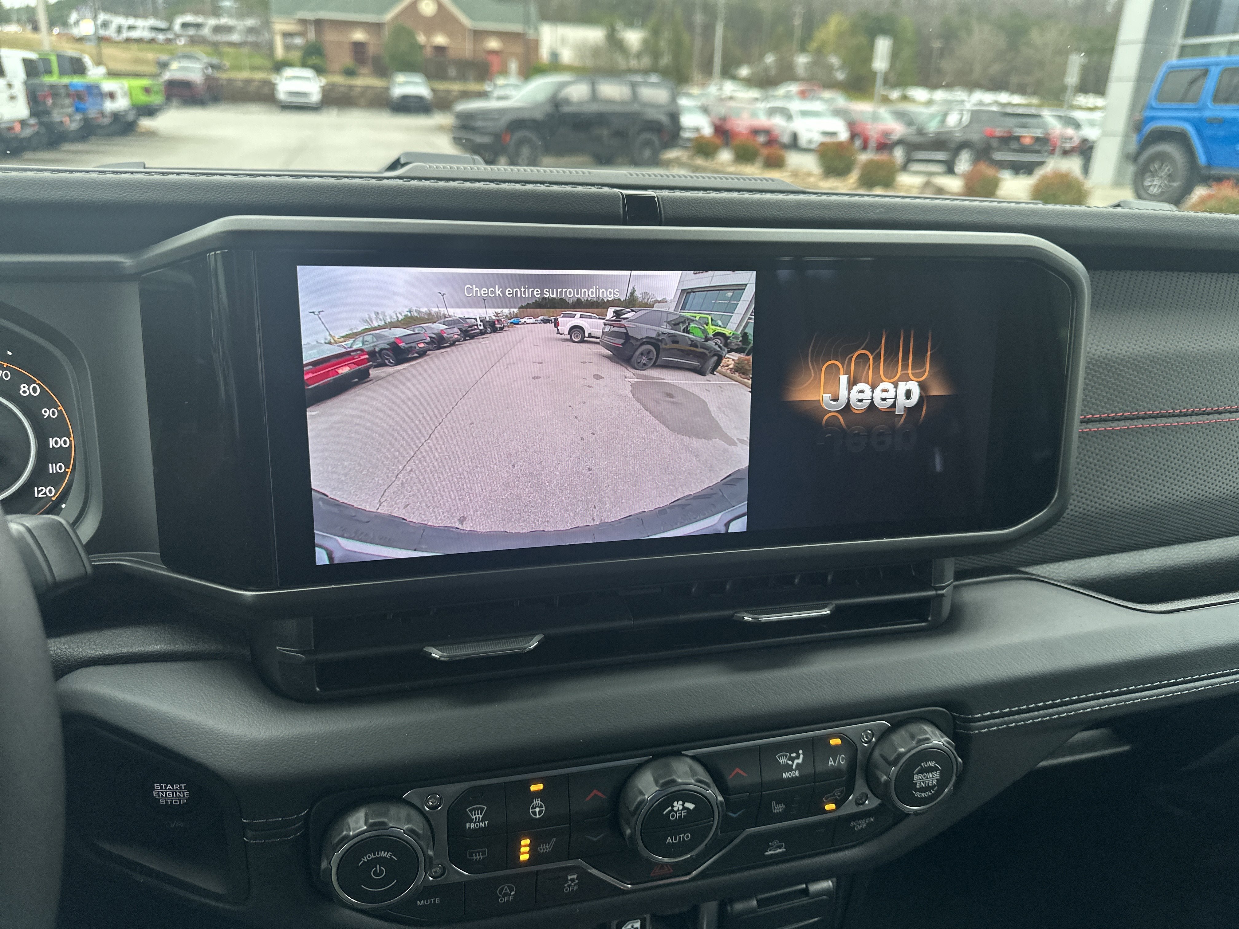 New 2026 Jeep Wrangler Unlimited Rubicon AWD/4WD image 36