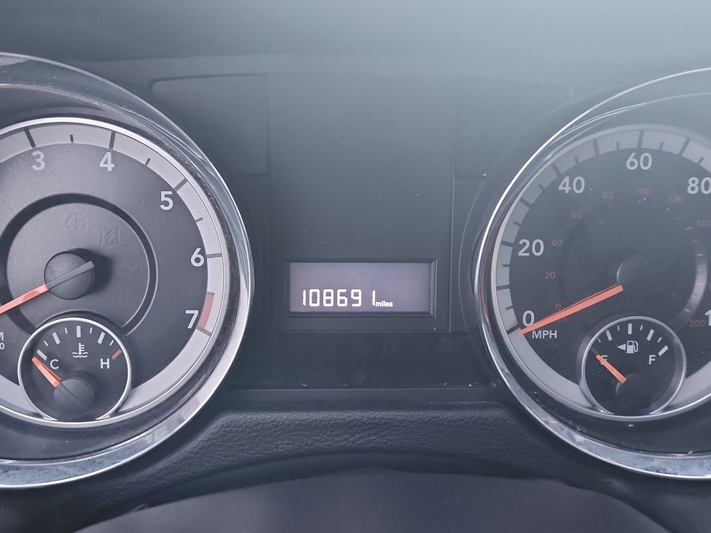 Used 2018 Dodge Grand Caravan SE FWD image 14